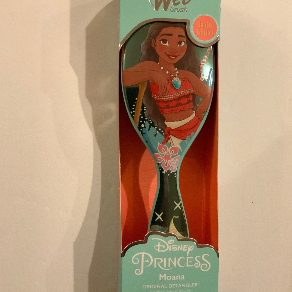 Disney Moana Limited Edition Wet detangler Brush